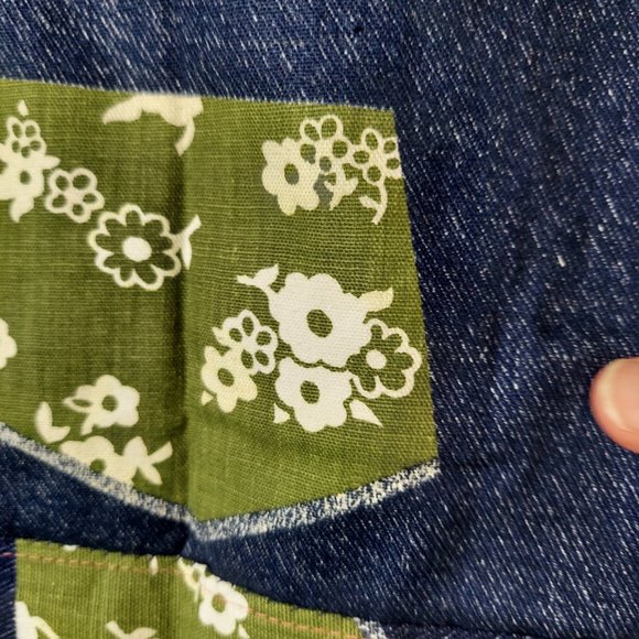 VINTAGE 1960'S/70'S PATTERNED BELL BOTTOM OVERALLS SIZE S~MINOR DAMAGE ON STRAP - Picture 3 of 12